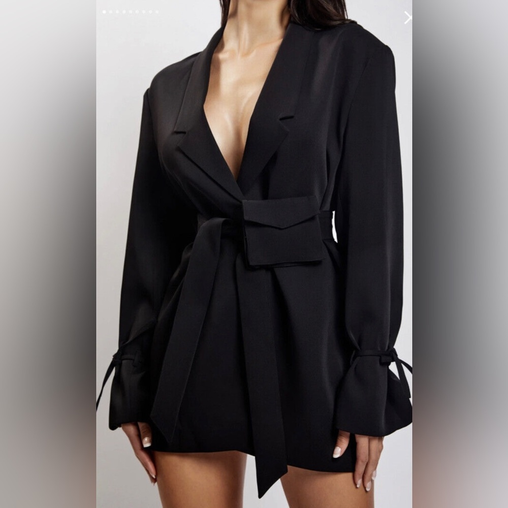 MESHKI - “Rose” Belted Blazer Dress With Bag - Black size M